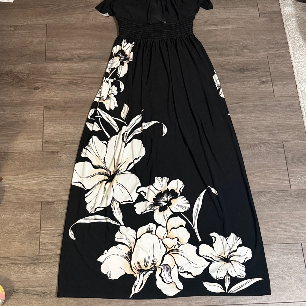 Elegant Black Floral Maxi Dress